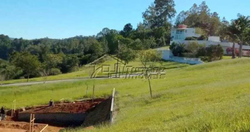 Terreno 1.337m² em condomínio fechado e de alto padrão em jambeiro - sp