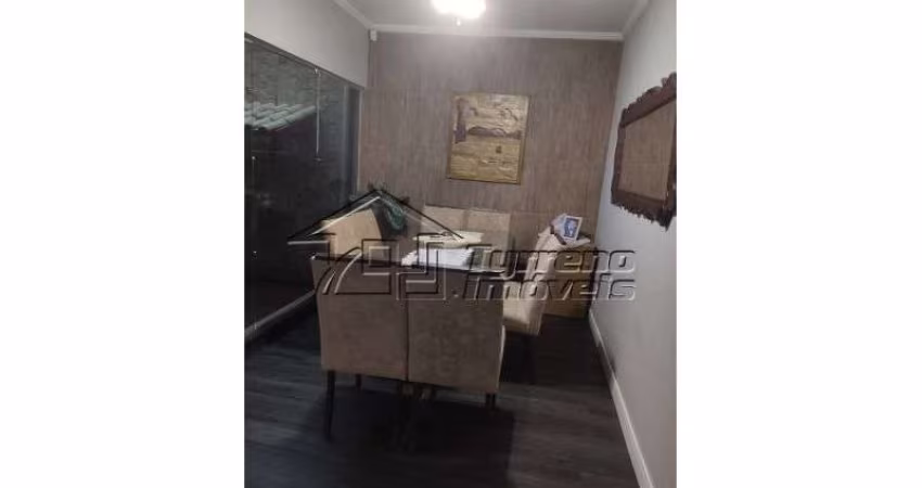 Casa com 3 dormitórios, sendo 1 suíte em Jacareí - SP
