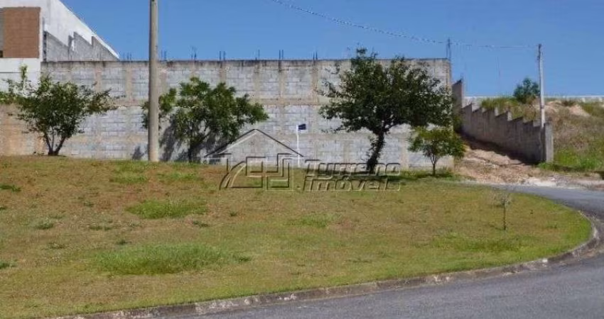 Terreno com 1.000m² em condomínio de alto padrão em Jacareí