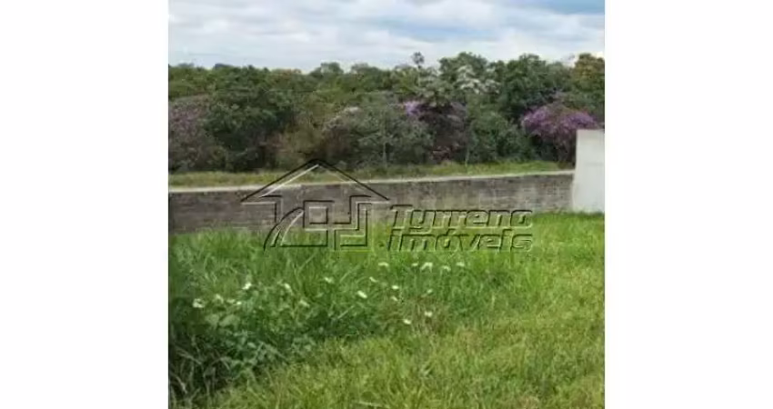 Terreno com 714m² em condomínio de alto padrão no urbanova