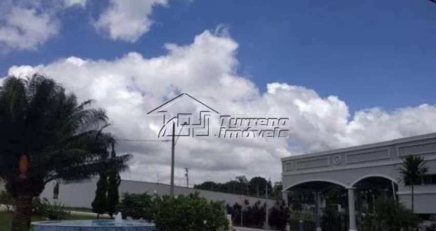 Terreno à venda com 777m² em condomínio fechado no Torrão de Ouro