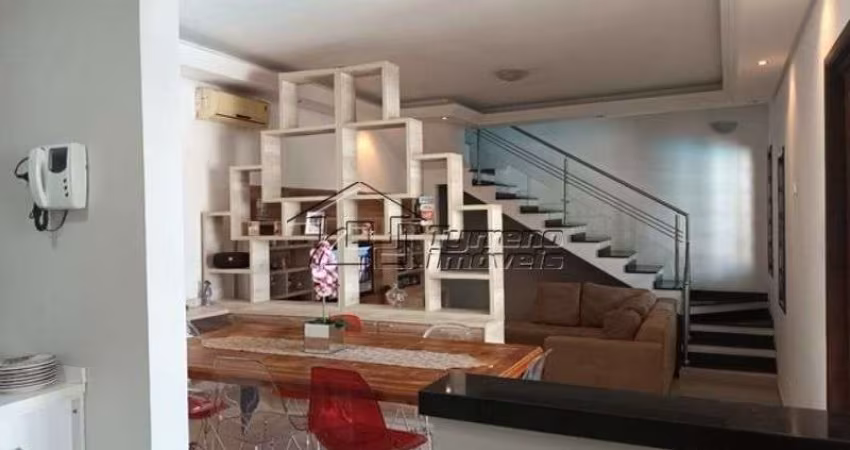 Casa com 5 dormitórios em excelente localização no Jardim das Industrias