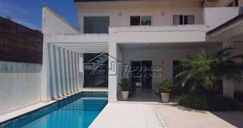 Casa de condomínio em Mogi das Cruzes-SP