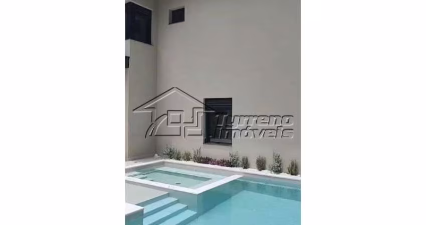 Belíssima casa em condomínio de alto padrão em São José dos Campos - SP