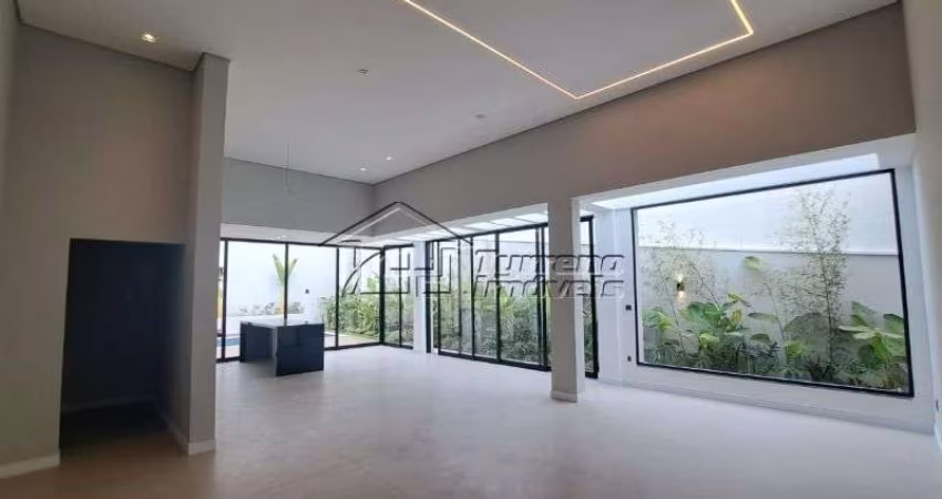 Casa de alto padrão no Urbanova