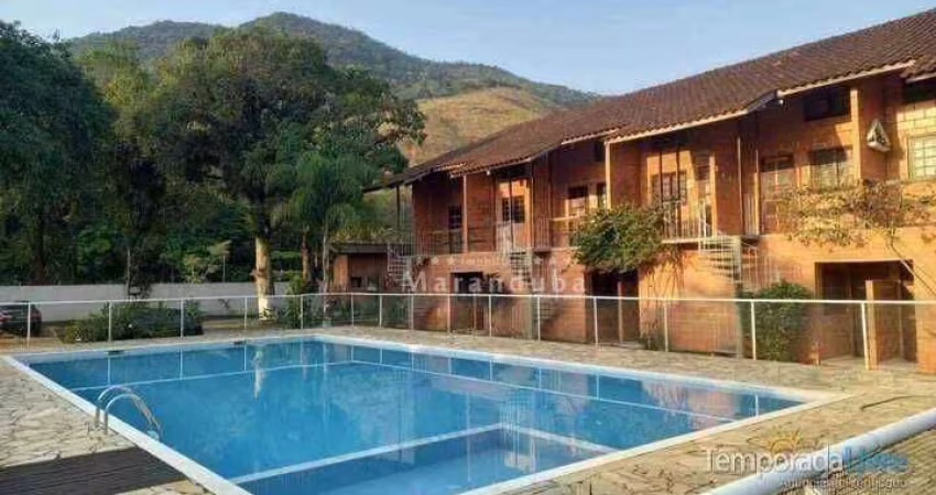 Apartamento na Praia da Maranduba