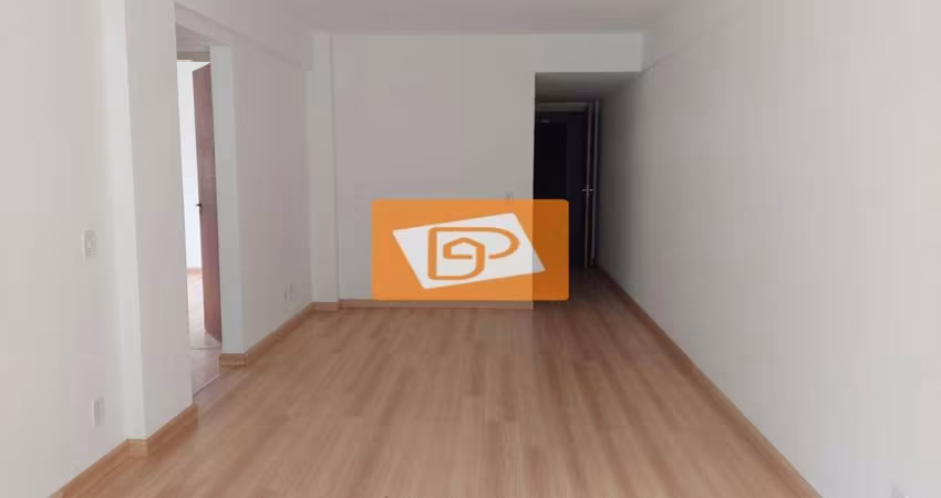 Quitandinha, Petrópolis, RJ- Apartamento &#224; venda com 2 quartos(1 suíte) +2 vagas