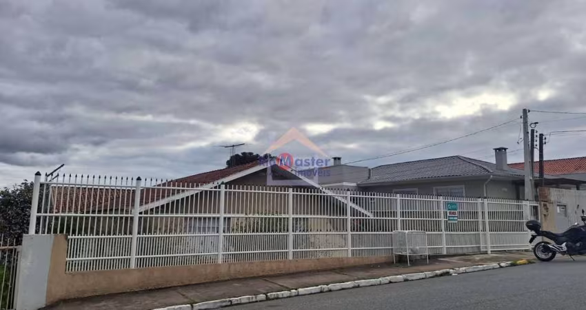 Casa com 4 quartos no centro de Rio Negro PR