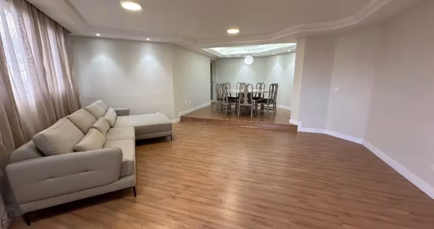 Excelente apartamento na melhor região de curitiba no 10° andar com 170m²