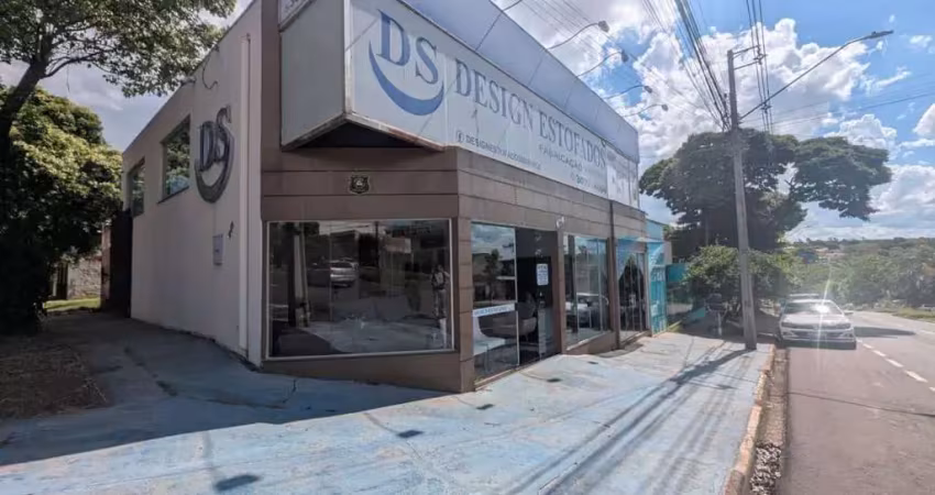 Barracão e casa comercial avenida alexandre rasgulaeff (aceita permuta)