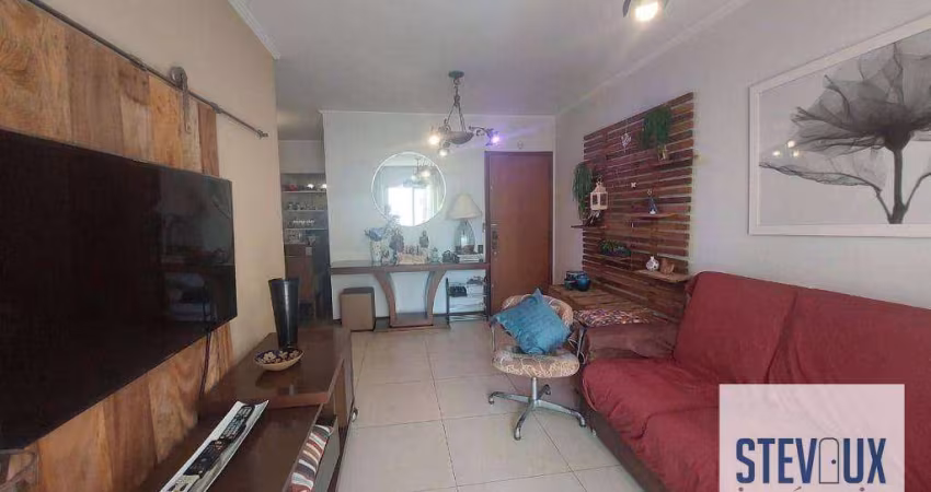 Apartamento a venda em Moema Pássaros em andar alto com ótimo lazer.