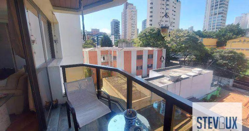 Apartamento a venda na Vila Olímpia com varanda e lazer.