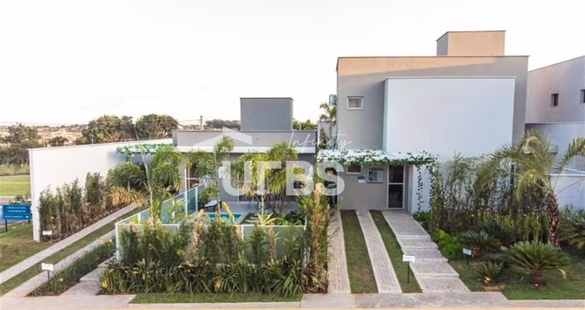 Sobrado Moderno no Condomínio Jardins Cannes