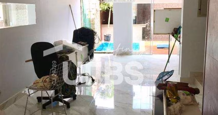Sobrado Condomínio fechado com lazer - Parque Amazônia