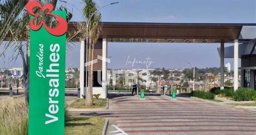 Jardins Versalhes com localização privilegiada