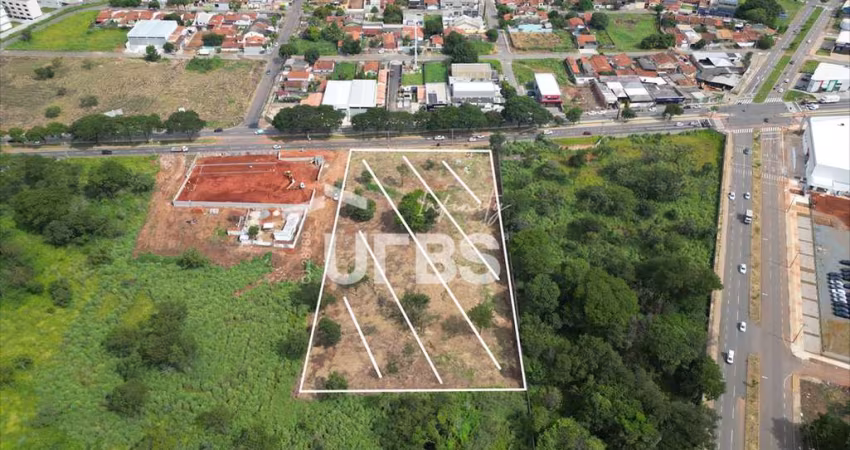 Imóvel comercial/residencial Avenida Rio Verde