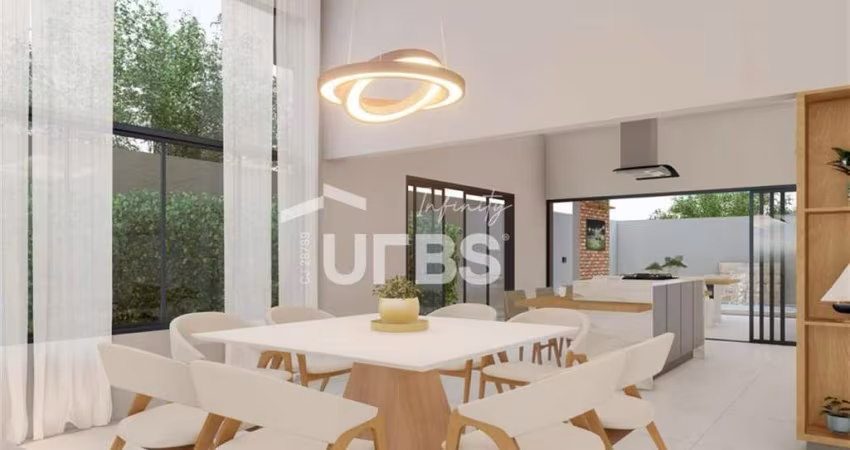 BELISSIMA CASA TERREA COM PISCINA,AREA GOURMET E VISTA PARA O NASCENTE