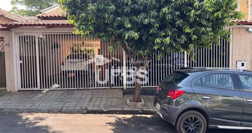 0 - Casa 5 quartos, sendo 3 suítes