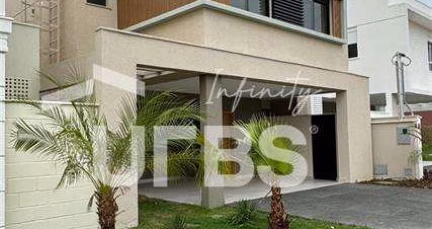 Casa em condomínio fechado