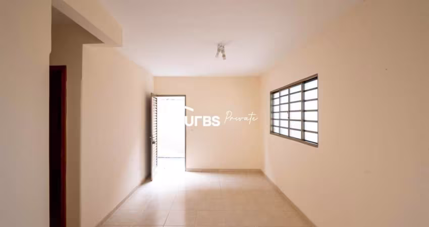 0 - Casa 3 quartos, sendo 1 suíte