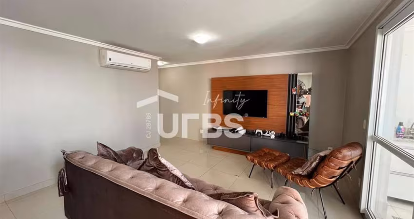 Apartamento luxuoso com 153 m2  com 04 suítes amplas com varanda grande e churrasqueira a carvão!