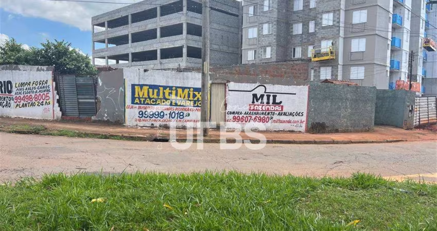 0 - Terreno Comercial