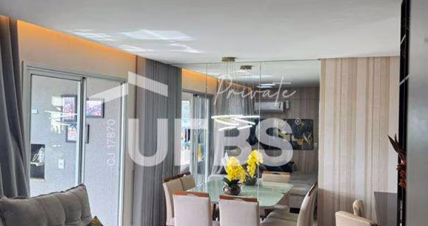 Desfrute de uma varanda com churrasqueira a carvão e vista para o Parque, apartamento com 3 quartos