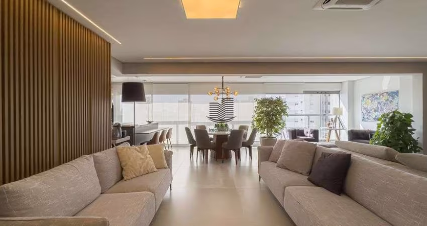 Apartamento para venda possui 181 m² com 3 quartos, Bairro Brooklin São Paulo.