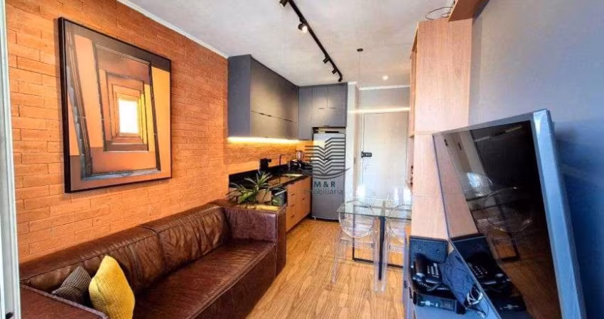 Ofereço a todos um flat no Moema Top Life de 33m2, com serviços de limpeza, Lavanderia e Manobrista.