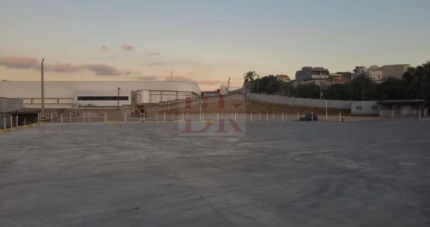 Área para Locação em Cajamar, Colina Maria Luíza (Jordanésia), 3 banheiros