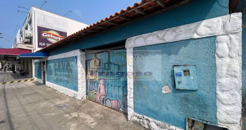 Aluguel de Casa Comercial de 5 Quartos em São Cristóvão, Cabo Frio-RJ: Espaço Amplo e Moderno!