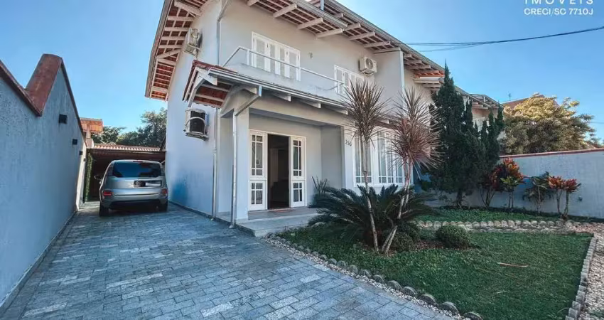 Sobrado com 3 quartos, santo antônio, joinville - r$ 800 mil, cod: 327