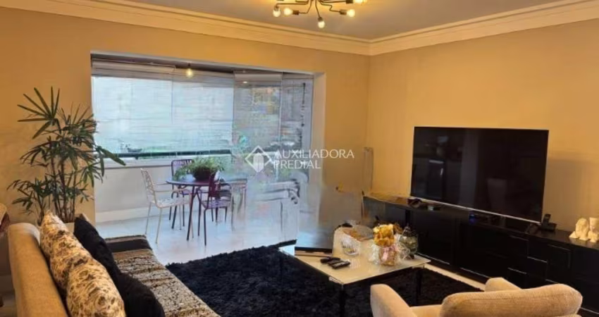 Apartamento para Venda em São Caetano do Sul, Santa Paula, 3 dormitórios, 1 suíte, 4 banheiros, 3 vagas