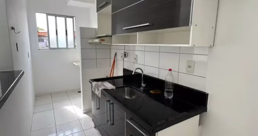 Alugo apartamento próximo ao colégio master e av. fernando corrêa