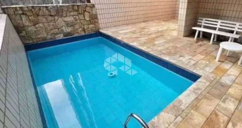 Apartamento 02 dorms., 02 wc, 01 vaga, amplo lazer, 200 mts da praia. ocian, praia grande sp.