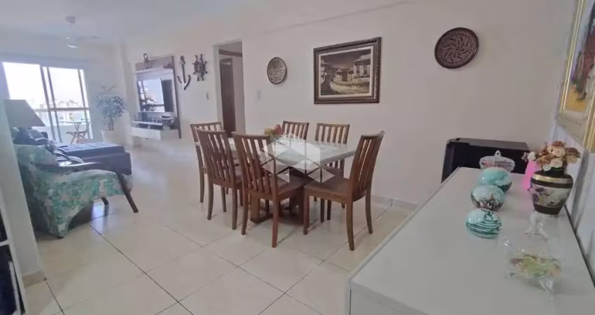 APARTAMENTO 119M² - 2 DORMITÓRIOS, COM 01 SUITE, 02 VAGAS PRIVATIVAS E DEPOSITO NA GARAGEM - NA VILA TUPI 300 METROS DO MAR - PRAIA GRANDE / SP