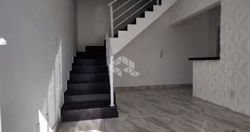 Sobrado em condomínio com 02 suítes, 01 salas, 4 banheiros
