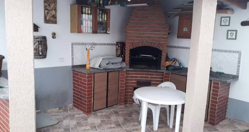 Casa para Venda em Mogi das Cruzes, Vila Suissa, 3 dormitórios, 1 suíte, 2 banheiros, 2 vagas