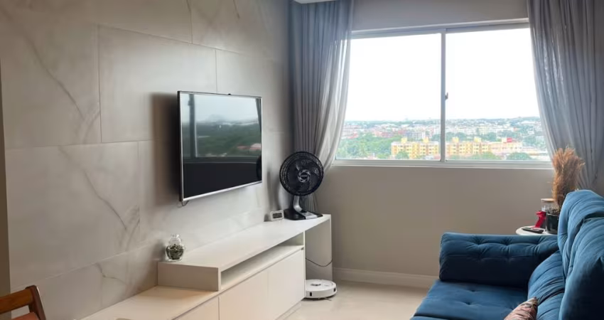 Lindo apartamento todo reformado no bairro Messejana,  com 2 quartos, projetado, 1 vaga