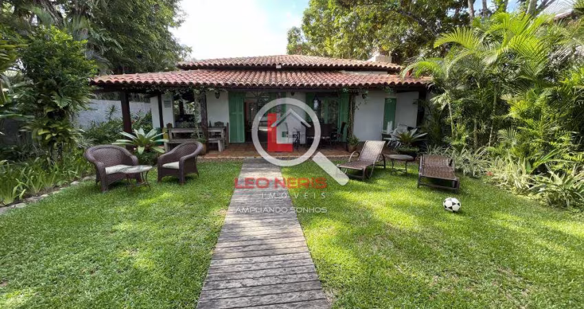 Casa de 4 Dormitórios à Venda em Barra do Sahy - Vista para o Mar e Pé na Areia