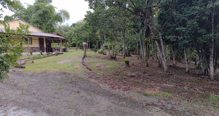 Linda Chácara na Colônia Maria Luiza, Prox à Rodovia