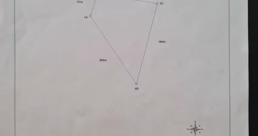 Excelente chácara, alta e seca, pronta para construir