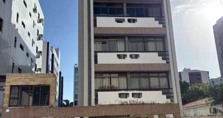 Apartamento para Venda em João Pessoa, Cabo Branco, 3 dormitórios, 1 suíte, 2 banheiros, 1 vaga
