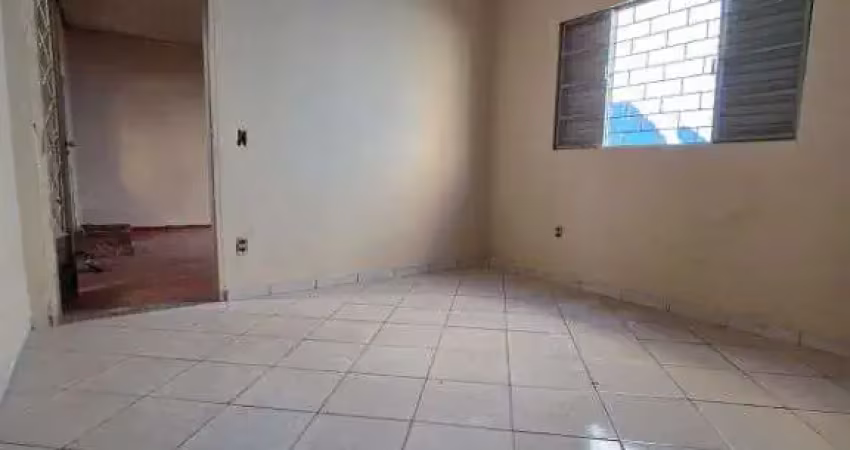 Casa com 3 quartos à venda no Santana, Araçatuba 