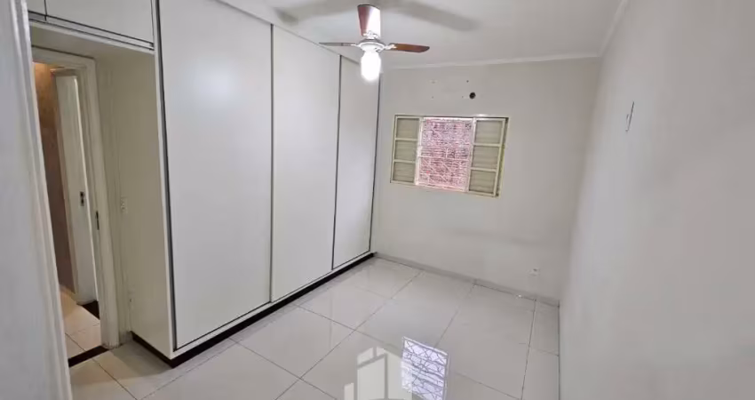 Casa com 2 quartos à venda no Umuarama, Araçatuba 