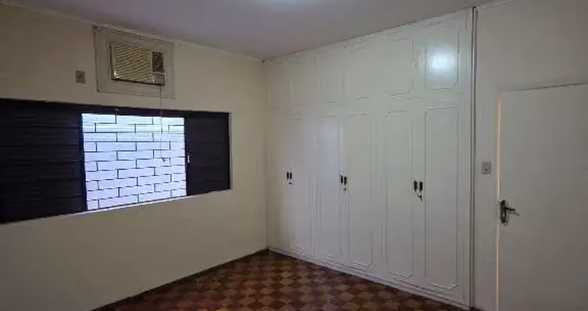 Casa com 3 quartos para alugar no Bairro das Bandeiras, Araçatuba 