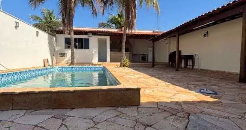 Casa com 3 quartos à venda no Jardim Brasil, Araçatuba 