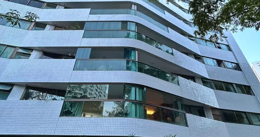 Apartamento ao lado do Agnes, 4 quartos, 3 vagas.