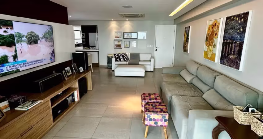 Apartamento 4 suítes da Moura Dubeux, porta fechada!