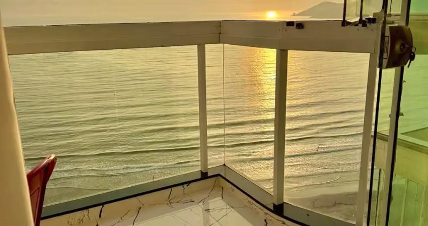 APARTAMENTO FRENTE MAR  PARA LOCAÇÃO ANUAL EM BALNEÁRIO CAMBORIÚ